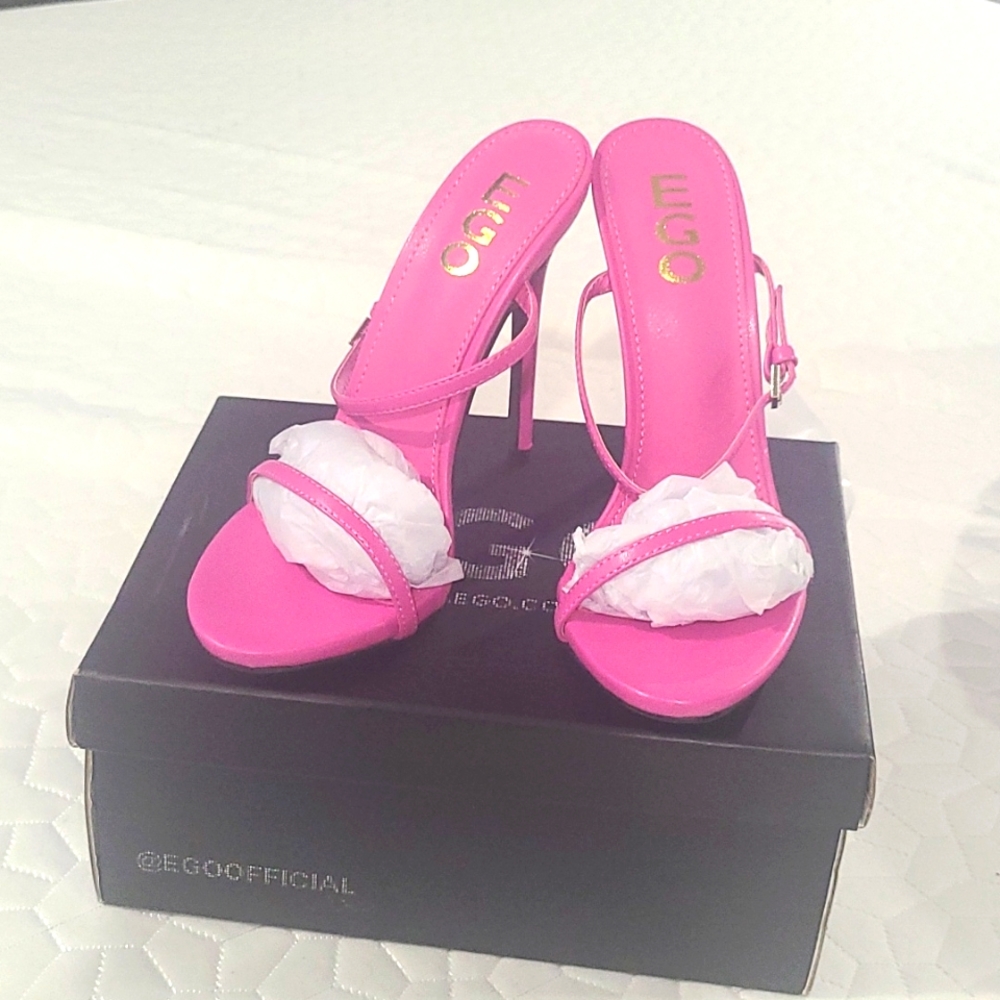 Pink heart heels